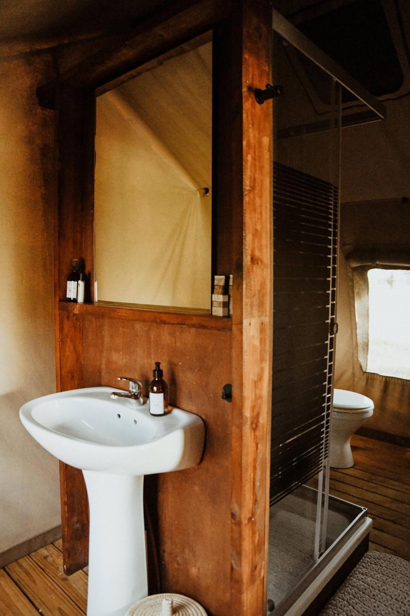 Unyati Safari Lodge Hectorspruit Buitenkant foto
